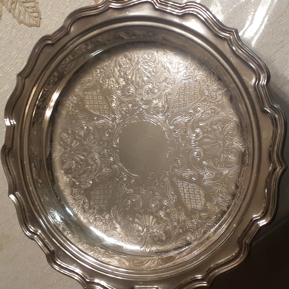 Eales 1779 Footed Silverplate Scalloped Edge Dish Platter